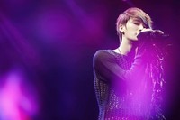 김재중, 국내 첫 솔로 공연..'락스피릿!' 열광의 도가니