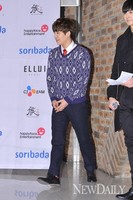 [포토]샤방하게 입장하는 포맨 김원주