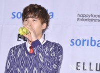 [포토]포맨 물 마시는 모습도 멋진 김원주