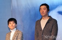 [포토]드라마 '그 겨울 바람이 분다' 만든 김규태 감독과 노희경 작가