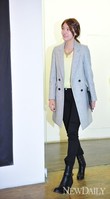[포토]입장하는 유인영... 패션사진전<12色界>