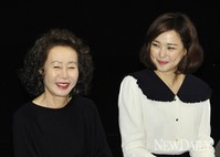 [포토]영화 뒷담화, 윤여정-이하늬 '다정해보이네~!'