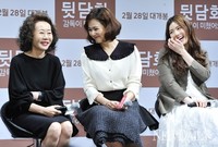 [포토]영화 뒷담화, '윤여정-이하늬-정은채 여배우들의 웃음~!'