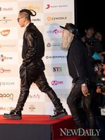 [포토]태양의 파격 헤어..마치 전갈 같아(가온차트K-POP어워드)