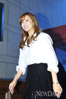 [포토]화신 MC 김희선, '입장하는 모습도 여신~!'