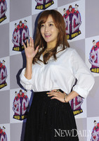 [포토]화신 MC 김희선, '뱀파이어 미모 과시~!'