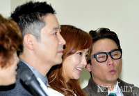 [포토]화신, '홍일점 김희선 단연 돋 보여~!'