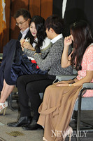 [포토]사랑과전쟁2, 남지현 치마 가려주는 김동준~!