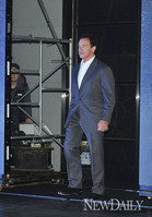 [포토]아놀드 슈왈제네거, '터미네이터 같은 입장~!'