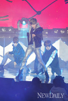 [포토]샤이니, 종현 '카리스마 눈빛~번쩍 번쩍~!'