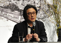 [포토]박찬욱, '할리우드 적응하기 힘들었다~!'