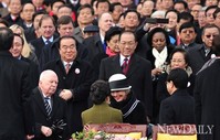 [포토]제18대 대통령 취임식, 인사하는 박근혜 대통령
