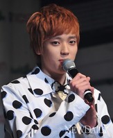 [포토]아이돌그룹 틴탑, 니엘 '자고 일어나면 입술이 부어..'