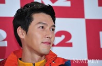 해병대 전역한 '현빈' 등산복 입어도 남성미 펄펄!!