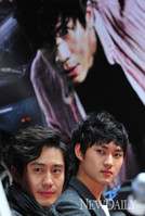 [포토]신하균-이민호, '두 배우 카리스마 있는 눈빛~!'