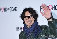 [포토]부드러운 미소..'김민준'(H&M홍대)