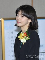 [포토]내딸서영이(이보영)..세무서에서 일일명예봉사실장 위촉