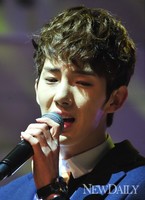 [포토]2AM, 열창하는 조권