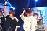 [포토]뮤직 트라이엥글, 틴탑 '신나는 무대~!'