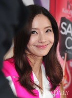 [포토] 엄마 되는 '한채영' 홍대에서 팬사인회 가져..