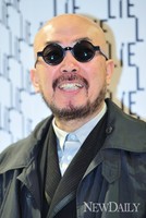 디자이너 '이상봉'의 팝업스토어 'LIE'..오는 17일까지만