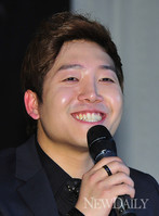 [포토]K-HOYA, '호소력 짙은 보컬 매력적~!'