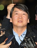 [포토]안철수-박원순, 약 6개월여 만의 만남