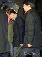 [포토]회동장으로 이동하는 '안철수-박원순'