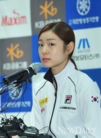 [포토]김연아 귀국, 인천공항서 기자회견 가져..