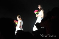 [포토]뮤직쇼 웨딩, '객석에서 신부입장~!'