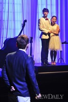 [포토]뮤직쇼 웨딩, '결혼허락 받기 힘들군~'