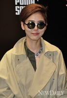 [포토]김나영, 마치 '레옹'처럼 등장(푸마스웨이드)