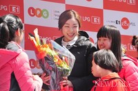 [포토]김연아, '동천의 집 아이들과 만나~'