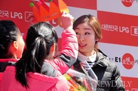 [포토]황금왕관 보다 더 값진 왕관 쓴 '김연아'