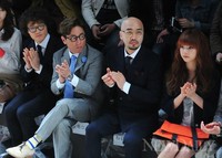 [포토]조정치-윤종신, '주니엘 바라보는 매의 눈~!'