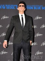 [포토]막심므라비차, '피아니스트~?모델~?'