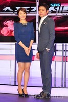 [포토]스포츠센터는 저의가 책임집니다~!(신아영-박상준)