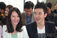 [포토]강병현-박가원, '행복해보이는 예비부부~!'