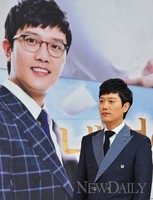 [포토]깔끔한 이미지의 '박희순' 보좌관 잘어울려~!