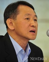 [포토]MBC개혁 세미나, 발언하는 '정수채' 위원장