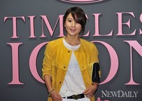 [포토]세월이 비켜가는 '김희애', 미모는 여전~(다이애나 왕세자비 사진전)