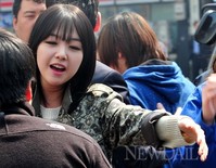 [포토]격하게 포옹하는 '민아~!'