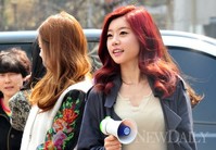 [포토]걸스데이 소진, '프리허그하러 왔어요~!'