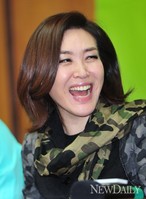 [포토]활짝 웃는 '주현미'(2013 KBS 봄 개편)