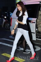 [포토]강소라, '긴 다리로 성큼성큼~!'