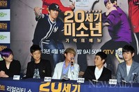 [포토]'20세기 미소년' 문희준-토니안-천명훈-은지원-데니안