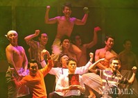 [포토]몸 좋은 경호원들 다 모였네~!(뮤지컬그날들)