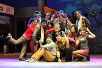 사람이 아름다운 이유를 보여주는 연극 '칼잡이'