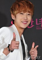 [포토]트러블 메이커 '공민규' 역 맡은 B1A4 '진영'  (우와한 녀)