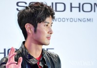 [포토]가죽자켓으로 한껏 멋을낸 '김지석'(솔리드옴므)